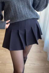 Pileli Siyah Mini Etek